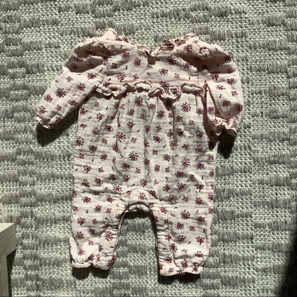 Janie and jack one piece floral jumpsuit. Size 0-3 months